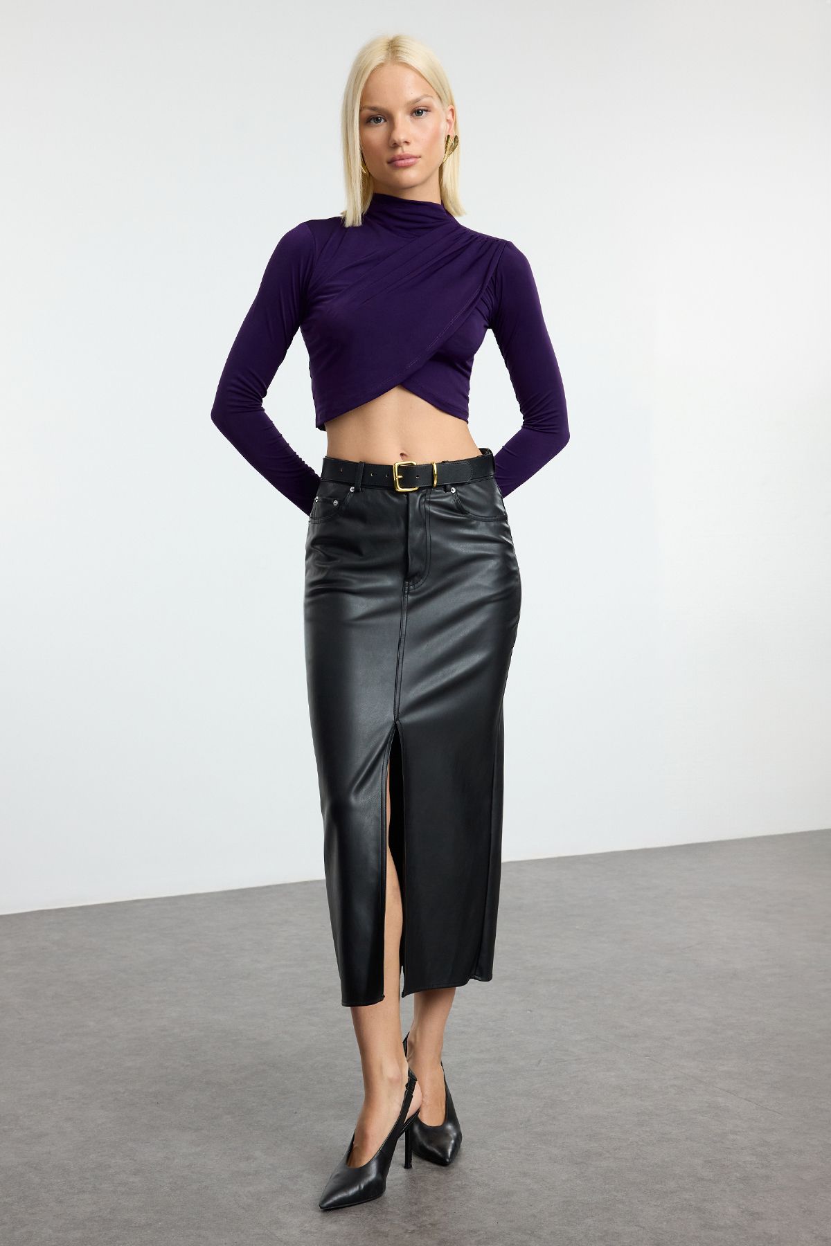 complete the look image