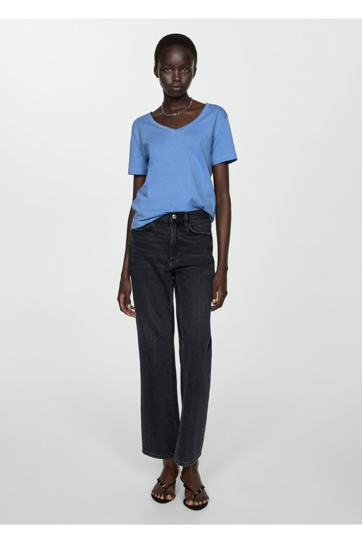 complete the look image