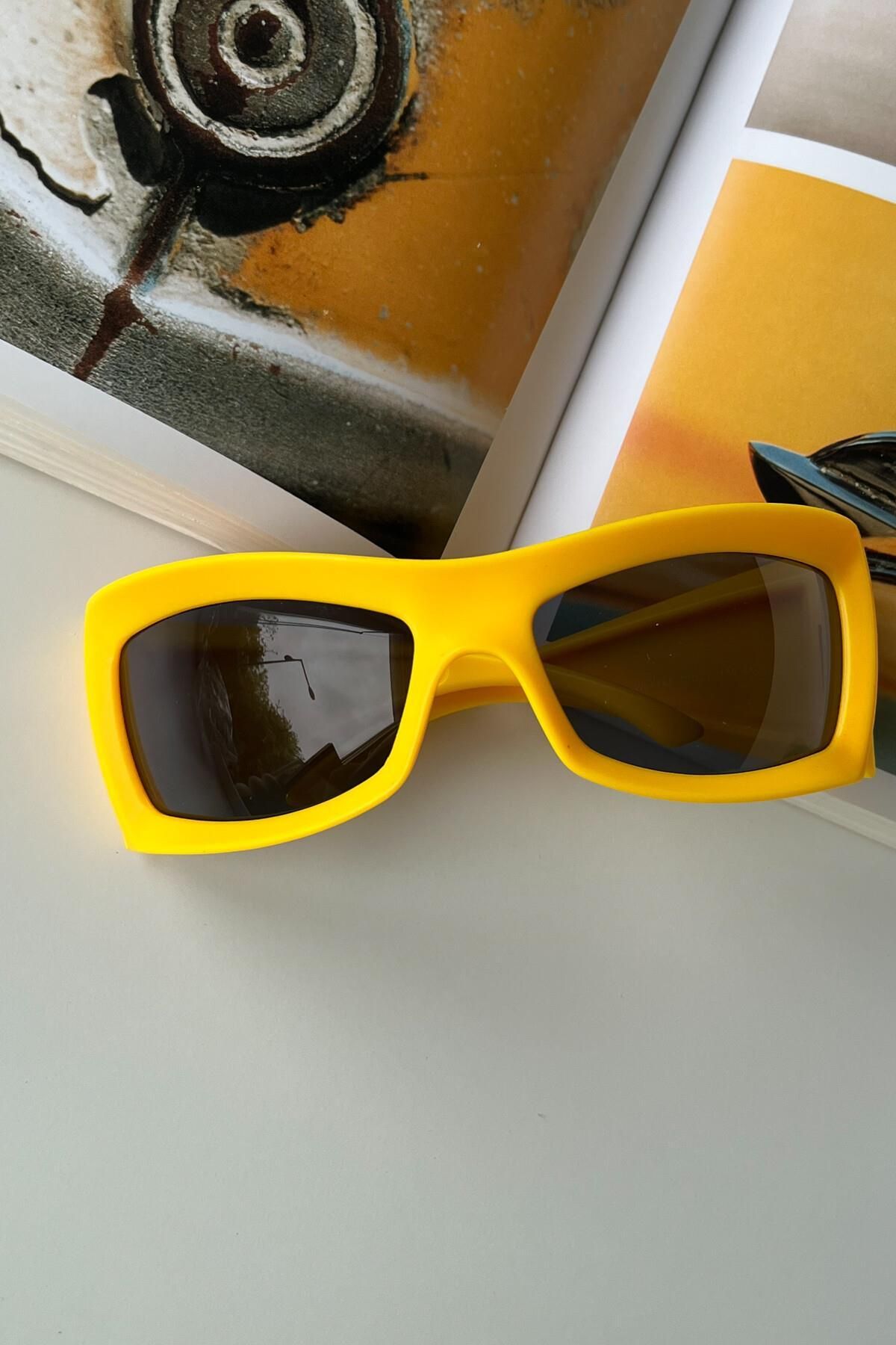 FALAN EYEWEAR-Septün Women's Rave Sunglasses Yellow 4