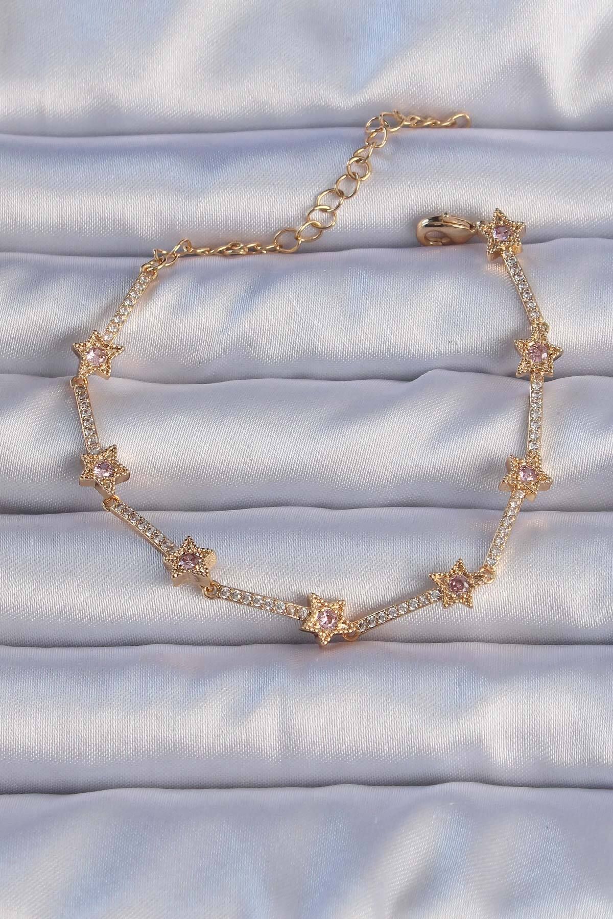 MMB Boutique Vip Seri Pirinç Altın Renk Zirkon Taşlı Yıldız Model Bileklik