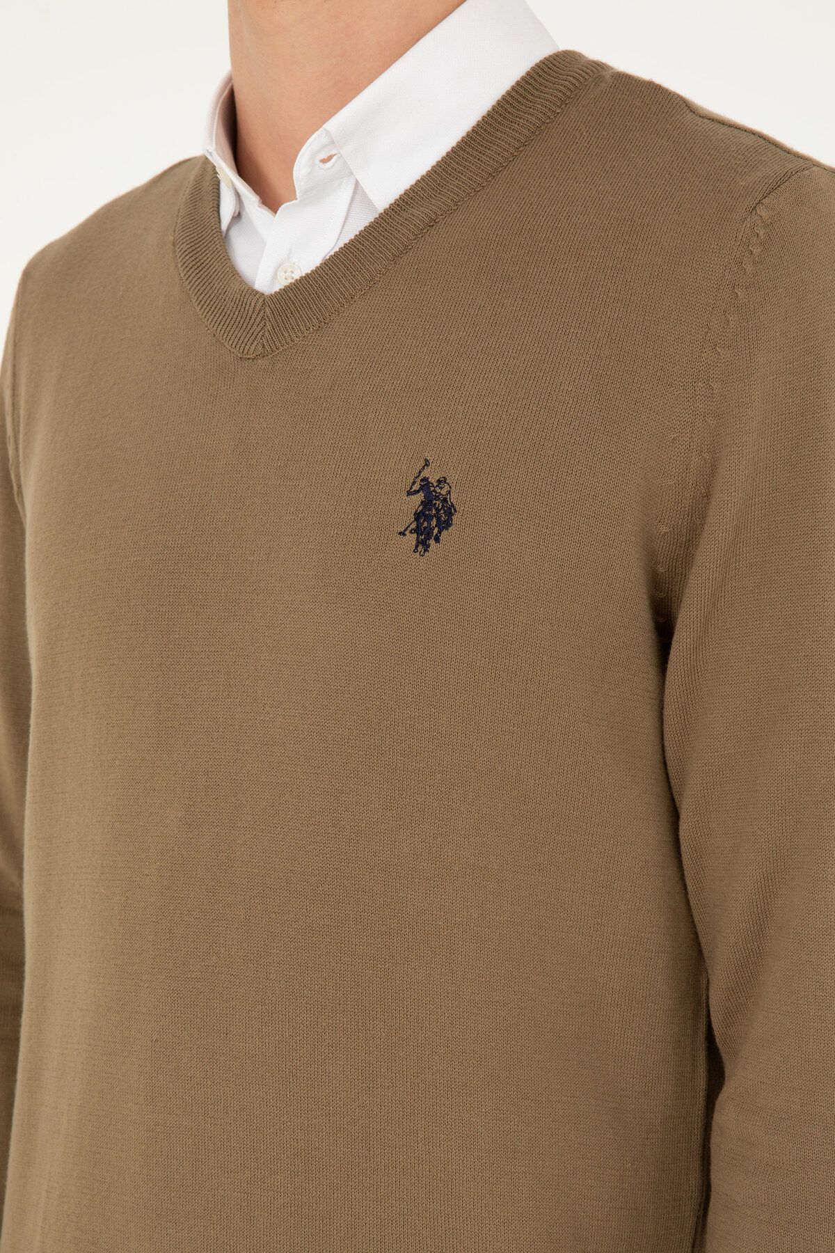 U.S. Polo Assn.-Men's Slim Fit V-Neck Khaki Basic Sweater 50293512 -Vr027 7