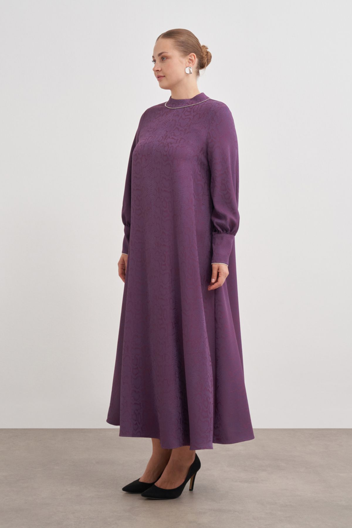 Aker-Modest Dress - Purple - Basic 3