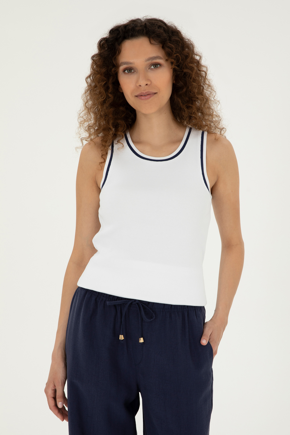 U.S. Polo Assn. Kadın Beyaz Tişört 50296145-VR013 görsel 3