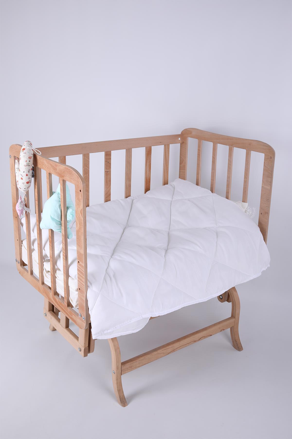 Babyhola Yıkanabilir Anti-alerjik %100 Mikrofiber Elyaf Bebek Yorganı 100cmx150cm fotoğrafı 3 (önizleme)