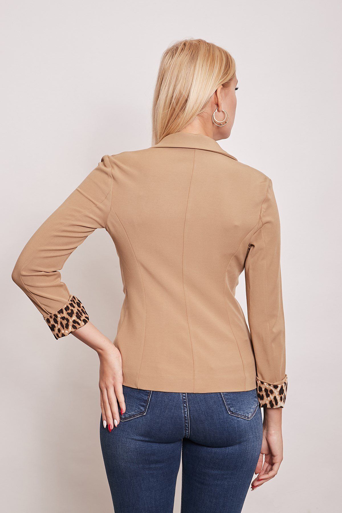 Jument-Collared Flato Pocket Double Long Sleeve Office Stylish Blazer Fabric Jacket-camel 2