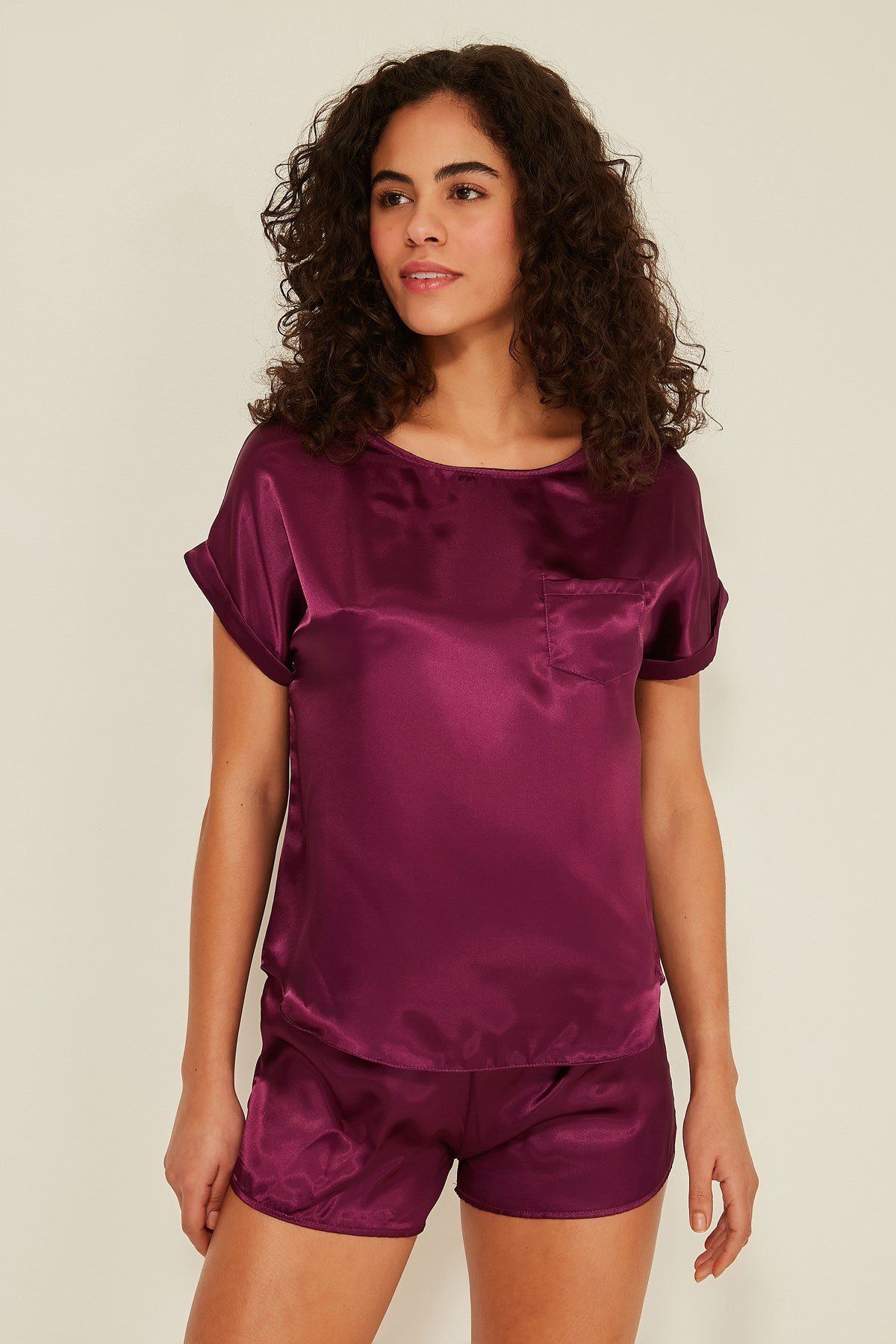 C&City-080 Set pantaloni scurți tricou damă din satin violet 3