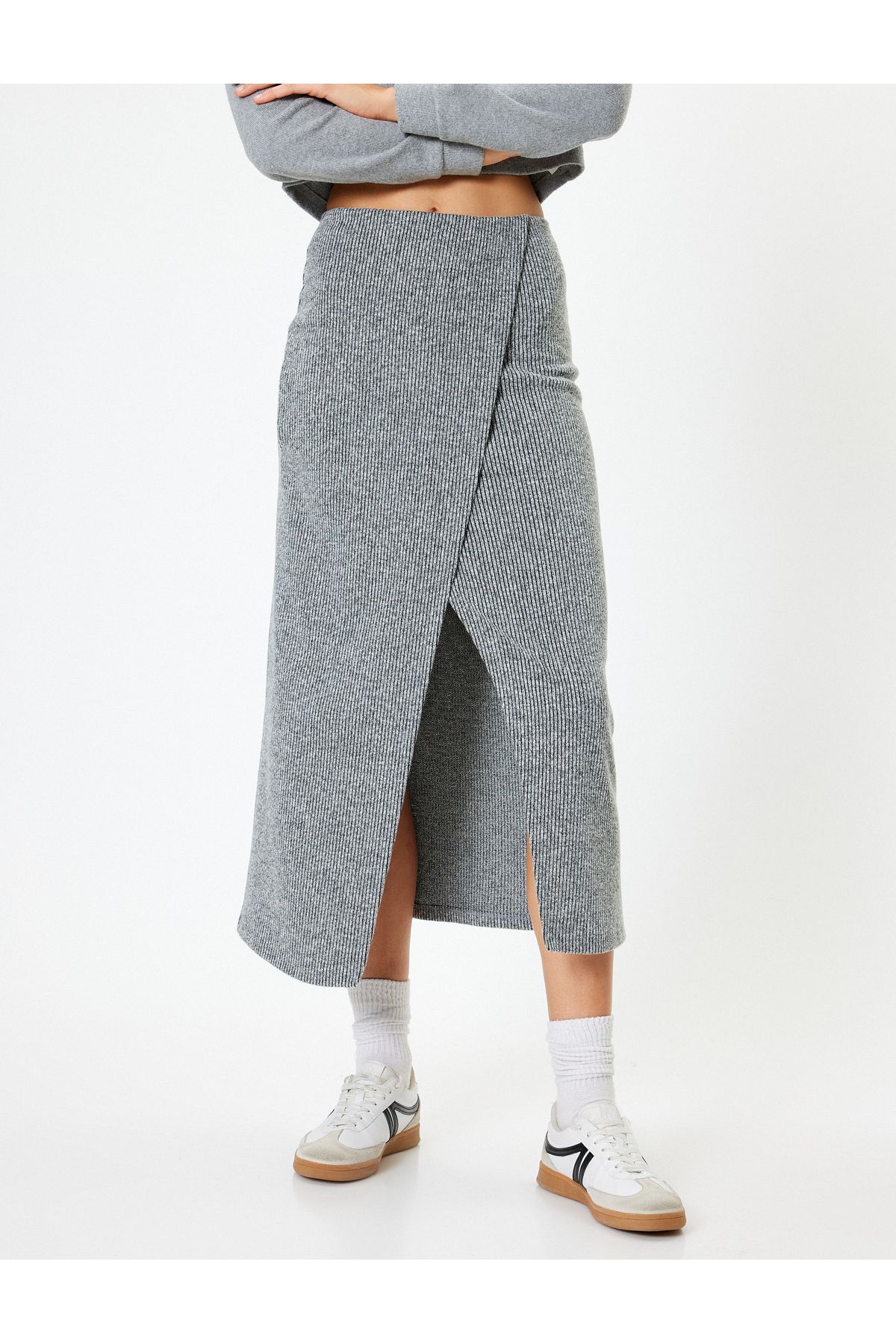 Koton-Front Slit Detailed Ribbed Midi Double Breasted Knitwear Skirt 3