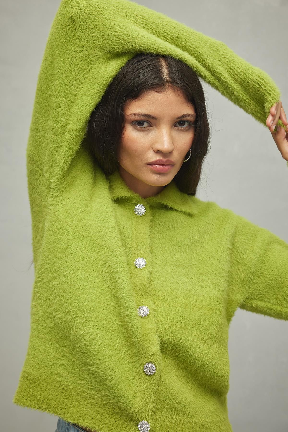 Fahhar-Green Soft Crop Cardigan 4