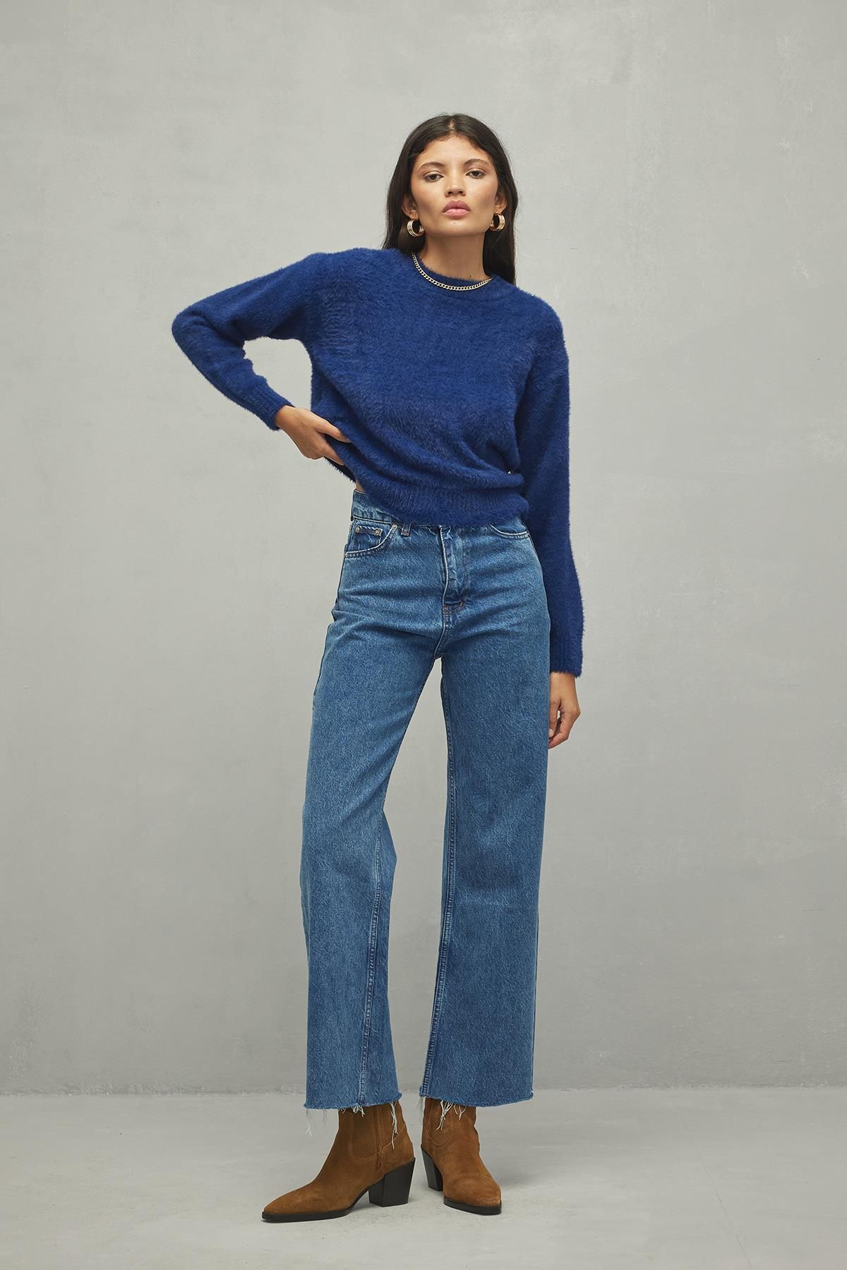 Fahhar-Blue Soft Crop Sweater 1