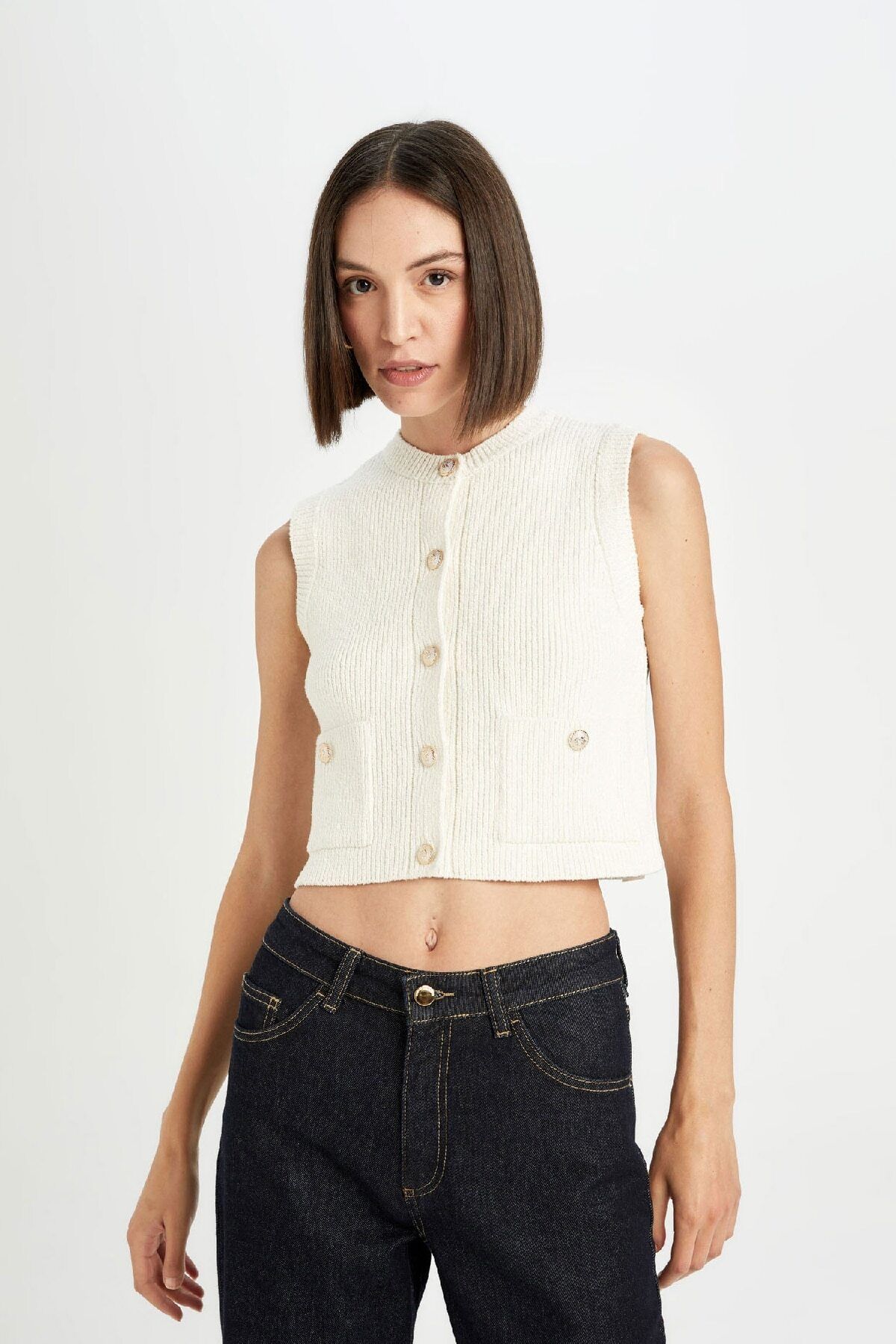 DeFacto-Regular Fit Crop Button Classic Vest E1479Ax24Wn 4
