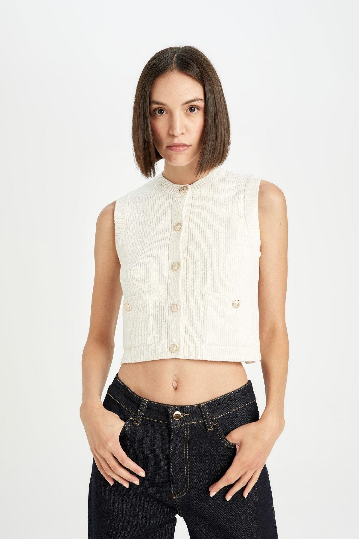 DeFacto-Regular Fit Crop Button Classic Vest E1479Ax24Wn 3
