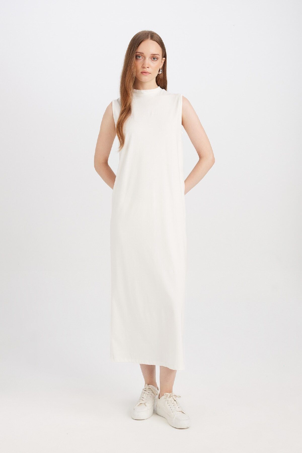 DeFacto-Regular Fit Half Turtleneck Basic Straight Sleeveless Maxi Dress D4898Ax24Wn 1