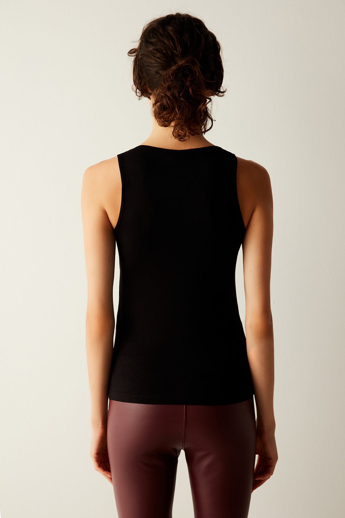 Penti-V Neck Black Top 4