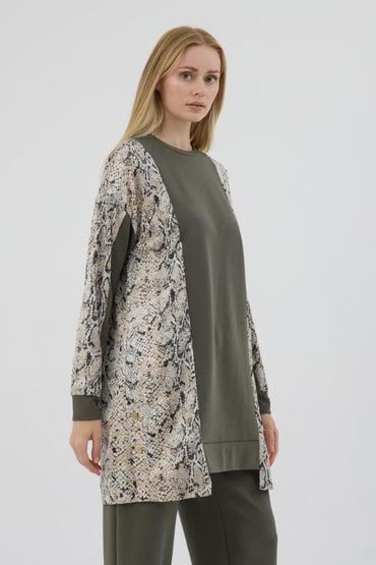 Moodbasic-Mb24.629 Model Khaki Set - Snake Pattern Detail 4
