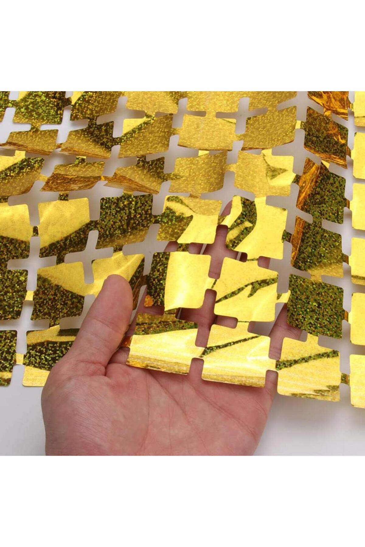 دکور پرده در نسیورلد اکسترا، رنگ طلایی متالیزه، طرح دیسکو، برش مستطیلی، ۱×۲ متر