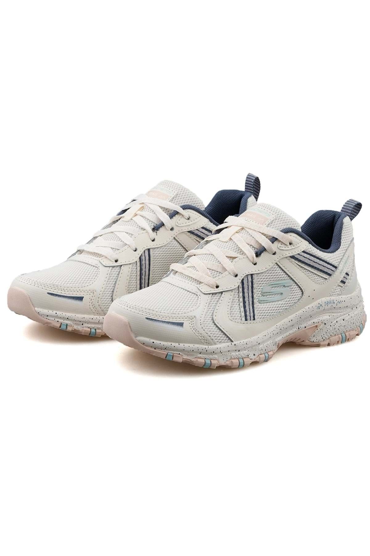 SKECHERS-Hillcrest-Vast Adventure 149820   حذاء رياضي نسائي بيج 3