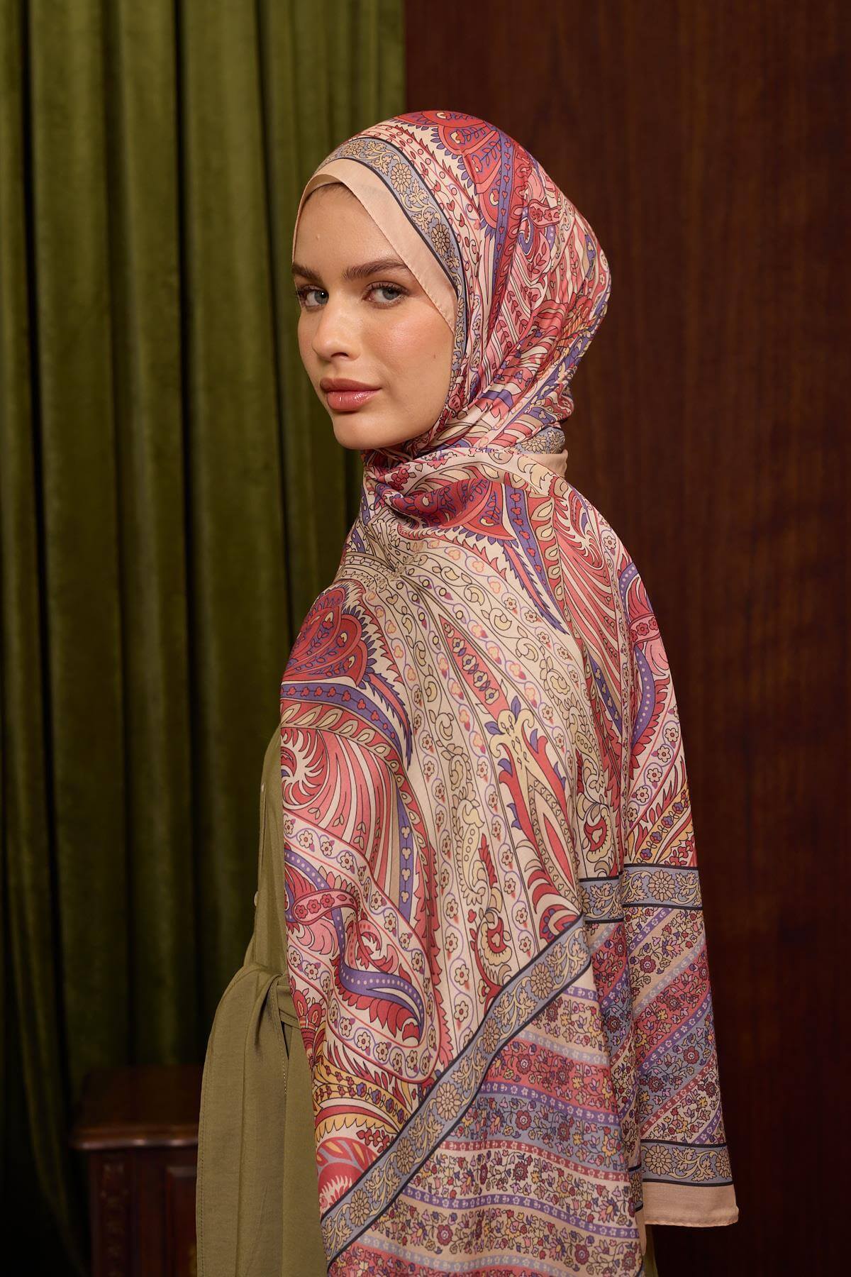 İpekhan-Soft Marrakech Shawl - Tile Beige, Collection 3047-04 3