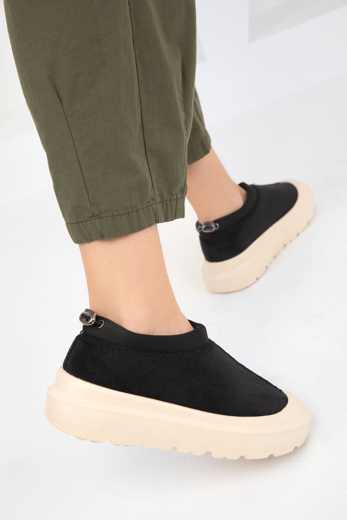 SOHO-Μαύρες γυναικείες μπότες - 19719 Model Bootie 2