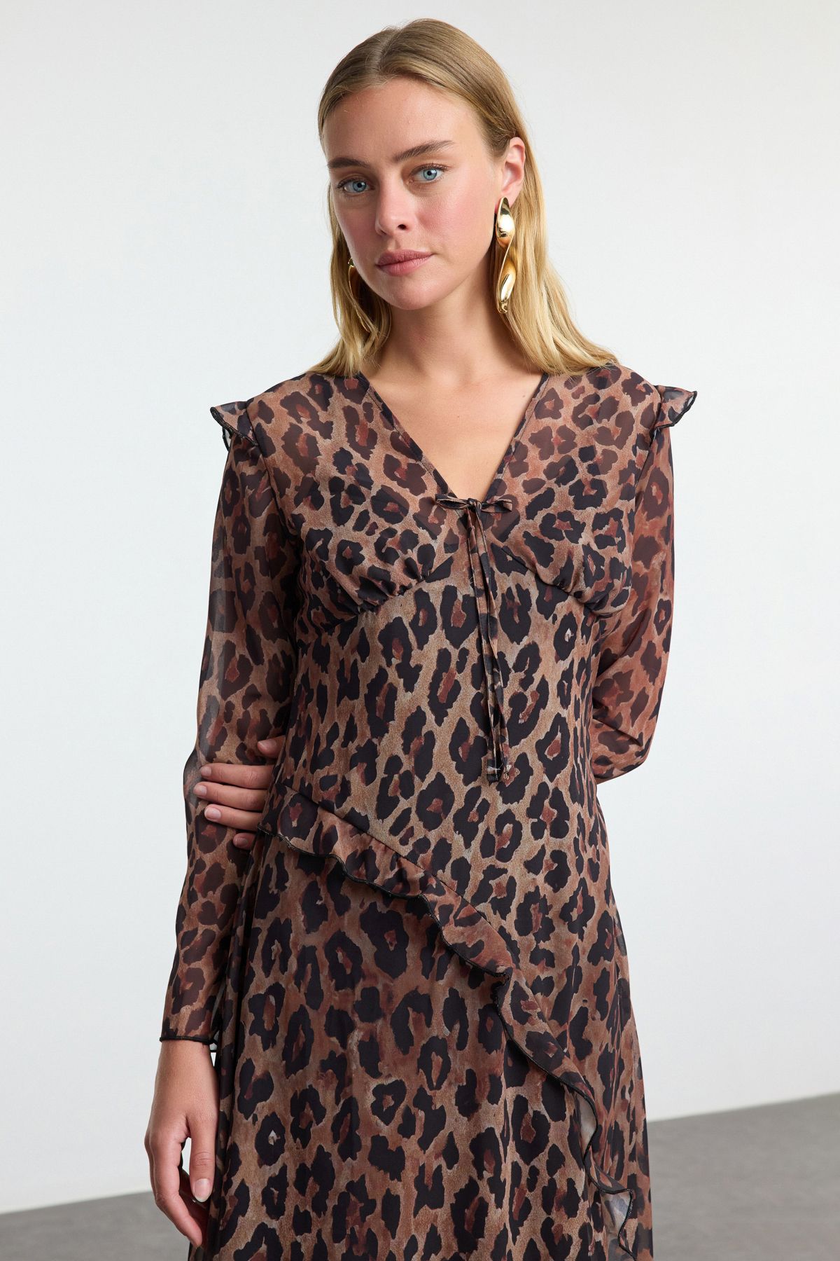 Trendyol Collection-Rochie de seară midi țesătă din șifon cu căptușeală cu imprimeu leopard multicolor Rochie de absolvire de noapte TPRAW25EL00104 2