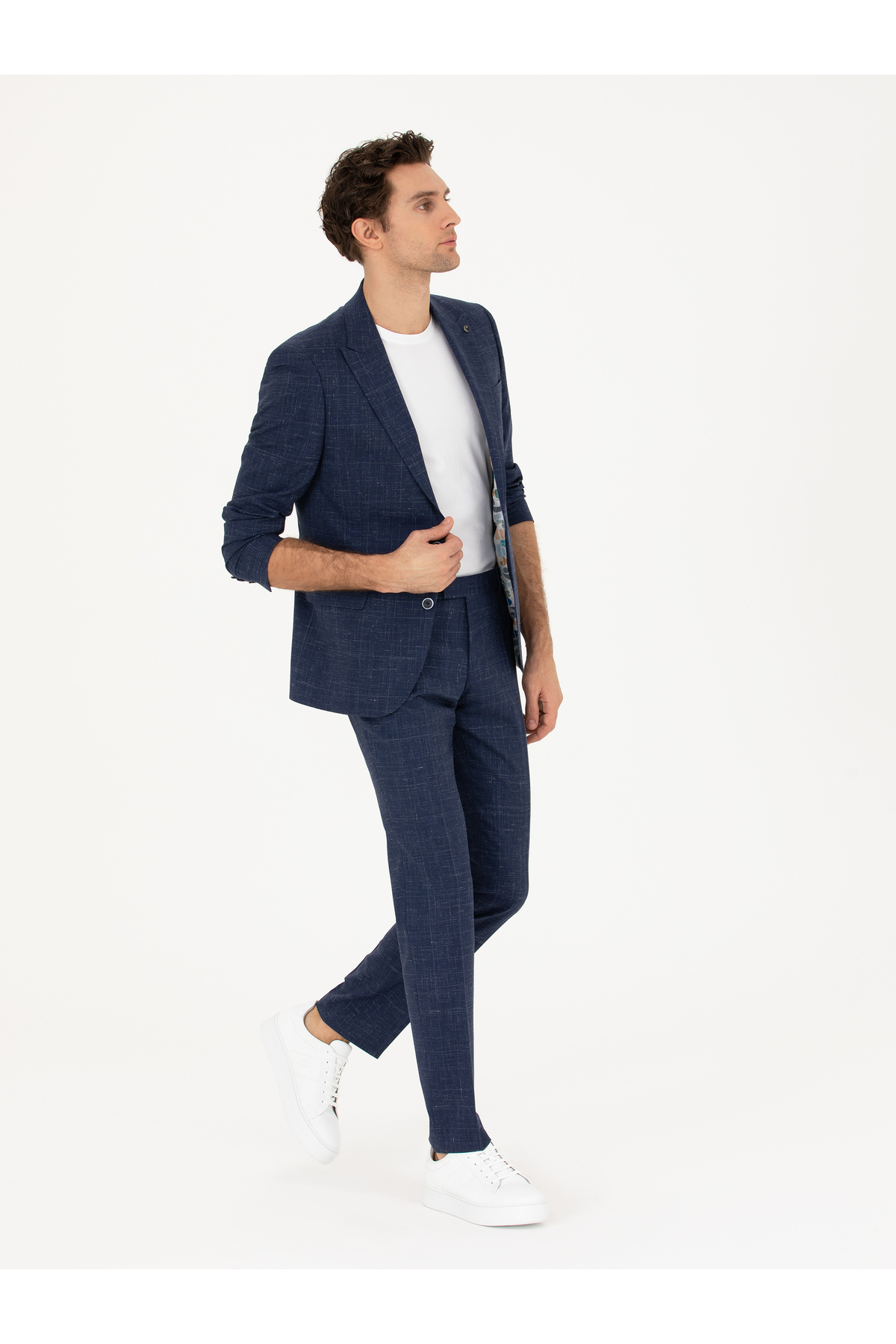 کت و شلوار پشمی سرمه‌ای طرح اسلیم فیت، ترکیبی از کتان و سرمه برند کاشارل کد:(50284845-VR033) Cacharel