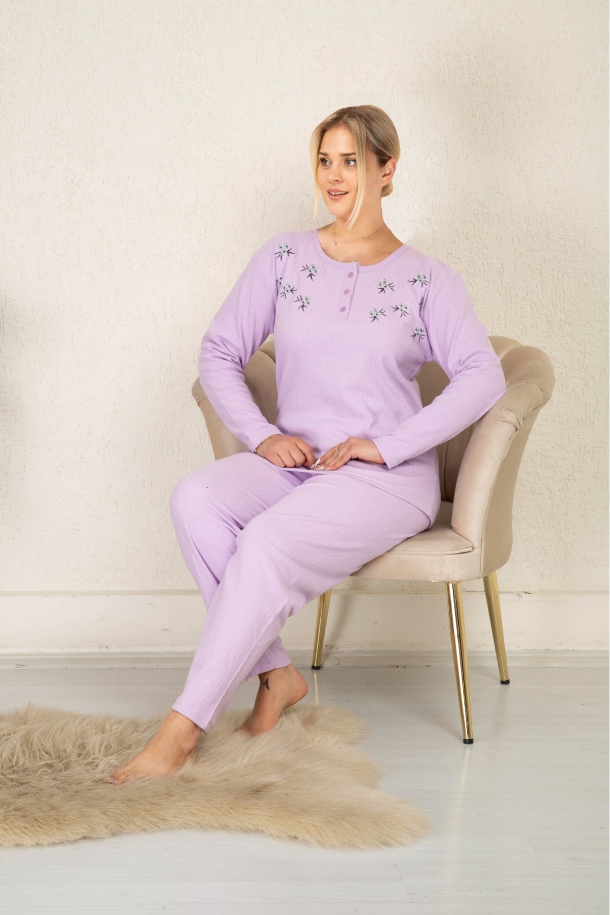 MEBA Kadın Kışlık Uzun Kol Çiçek Desenli Büyük Beden Pijama Takımı görsel 2