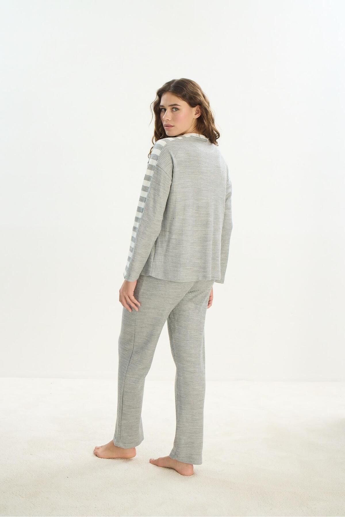 Sevim-Women's Long Sleeve Gray Mlelange 100% Acrylic Pajamas Set C9T0N1O61 7