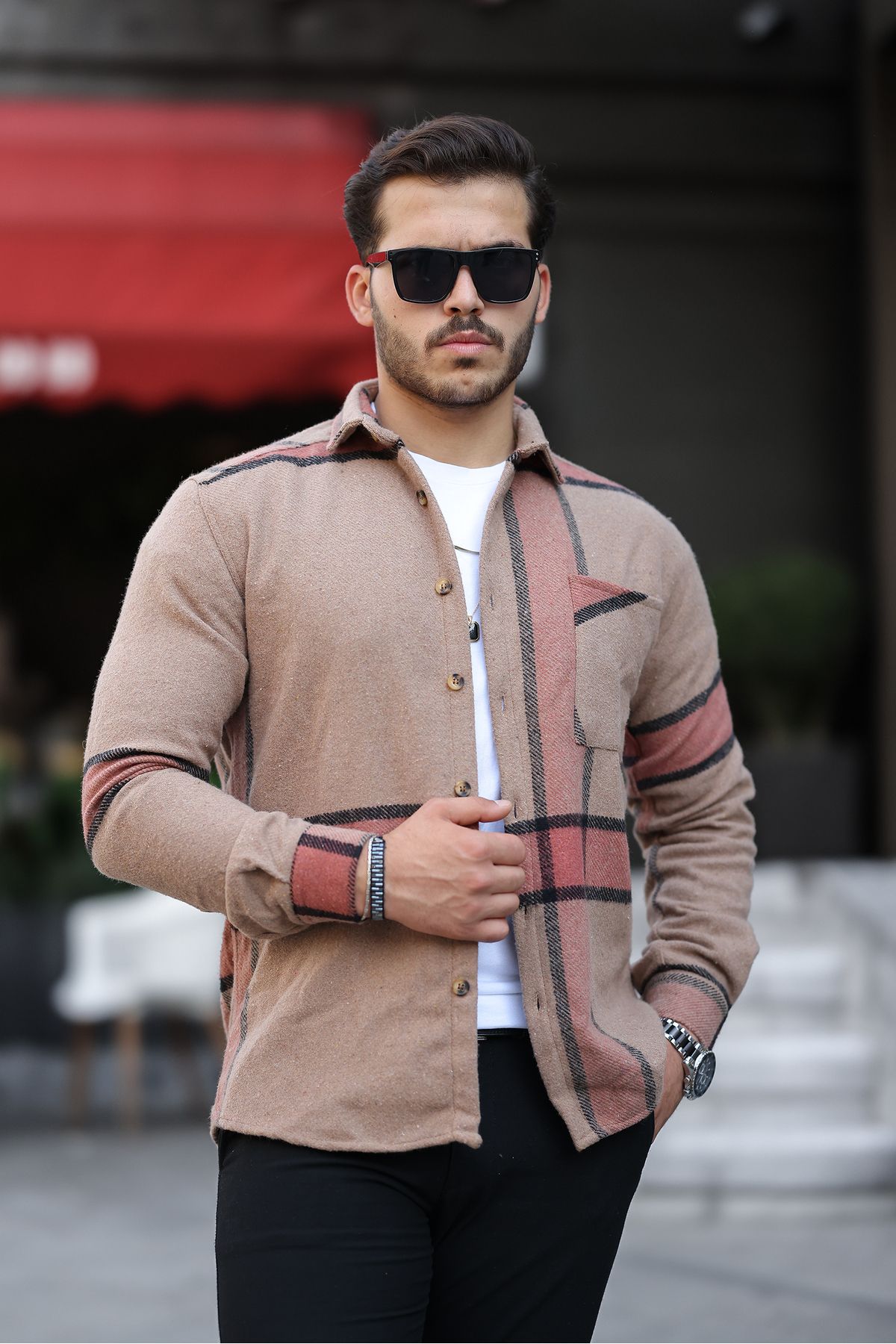 پیراهن پارچه ای ضخیم چوبی چهارخانه آستین بلند چهارخانه مردانه کرم مشکی Mero Life