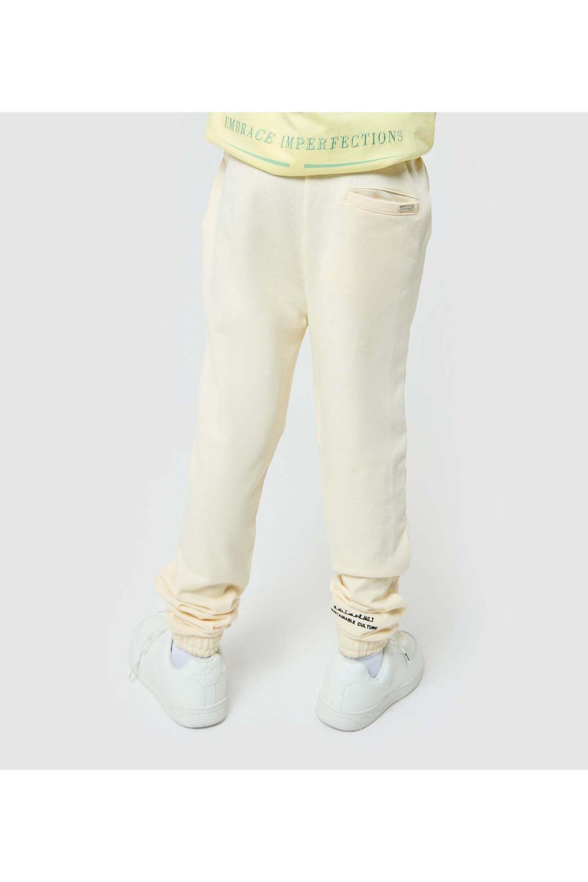 F5-Relaxed Fit Jogger For Boys 3