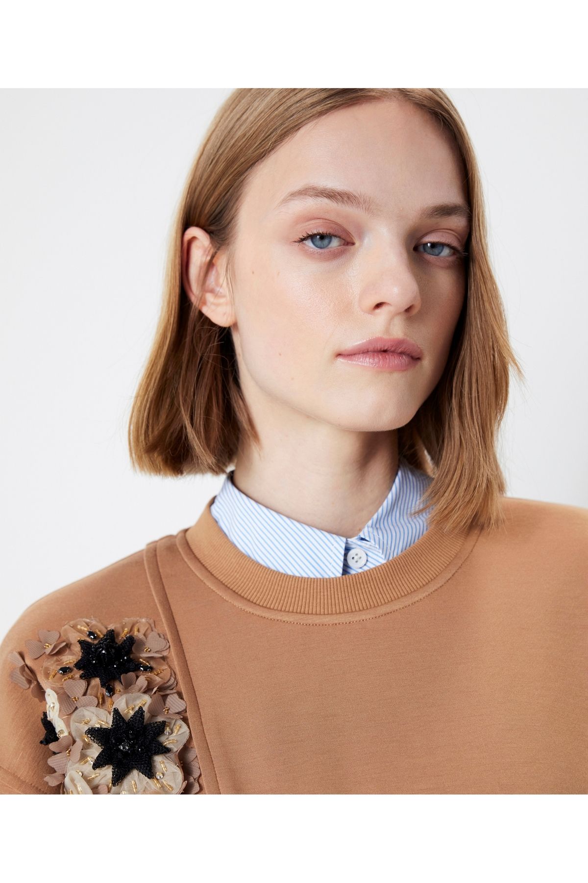 İpekyol-Flower embroidered sweatshirt 2