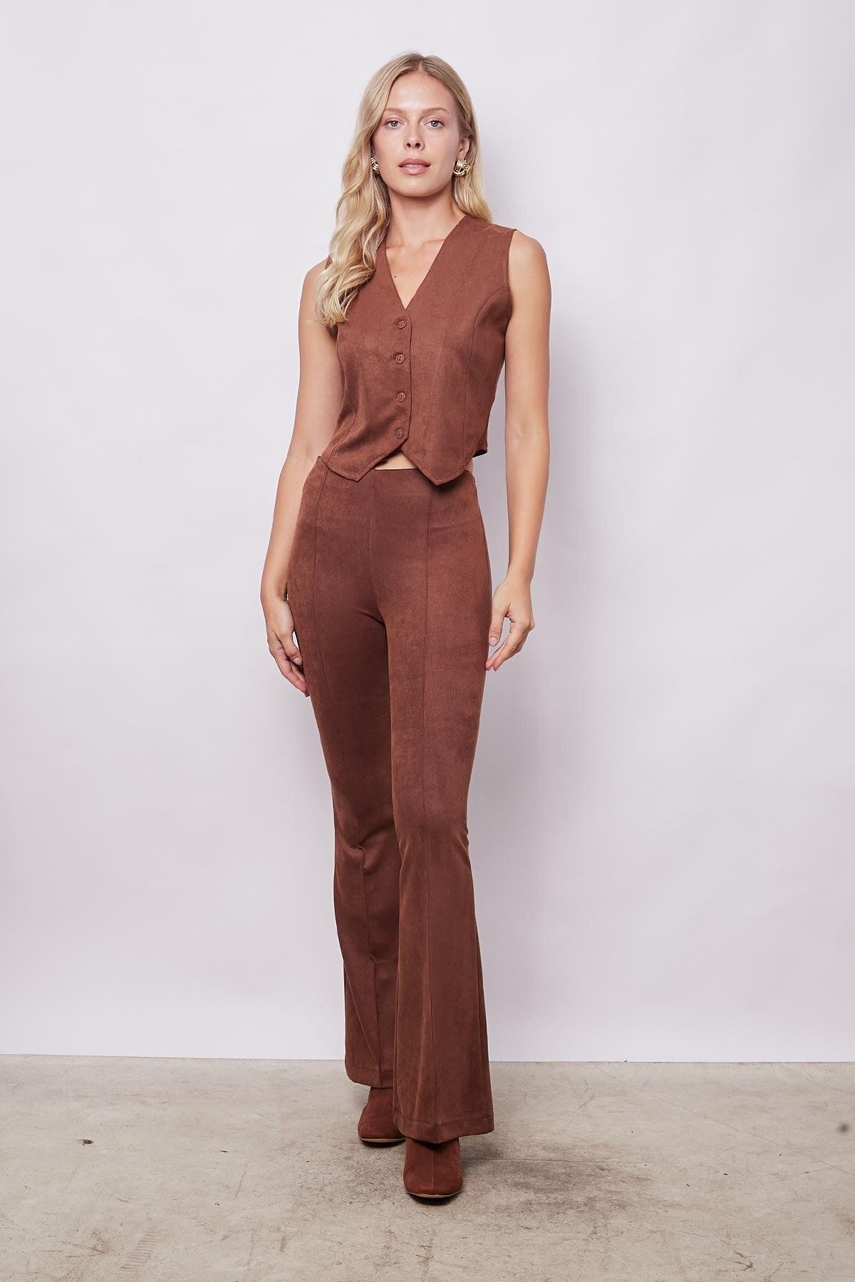 complete the look image