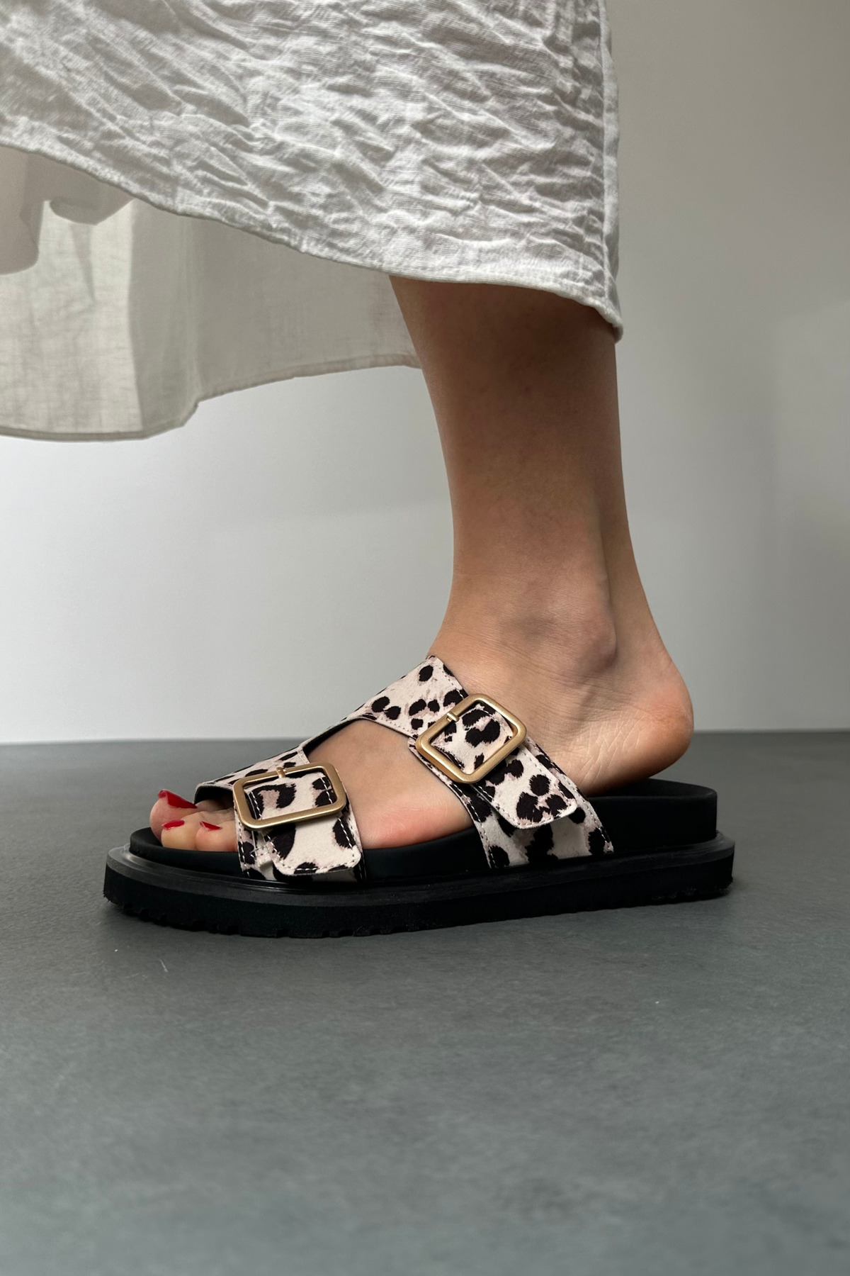 Mupa Shoes-Γυναικείες παντόφλες ΜΠΕΖ LEOPARD με σχέδιο 4
