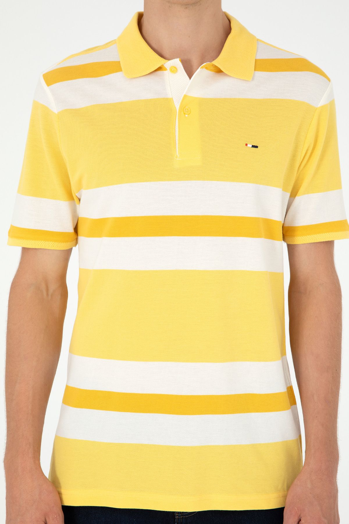 تی شرت یقه پولو زرد مردانه اورجینال U.S. Polo Assn.