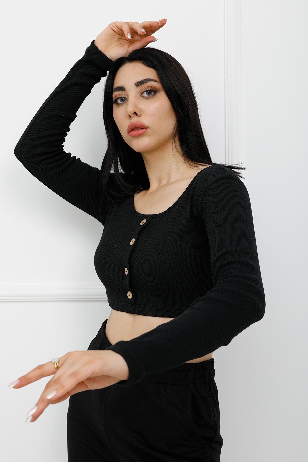 zambakbutik Düğmeli Mini Crop Bady Siyah - P-020494