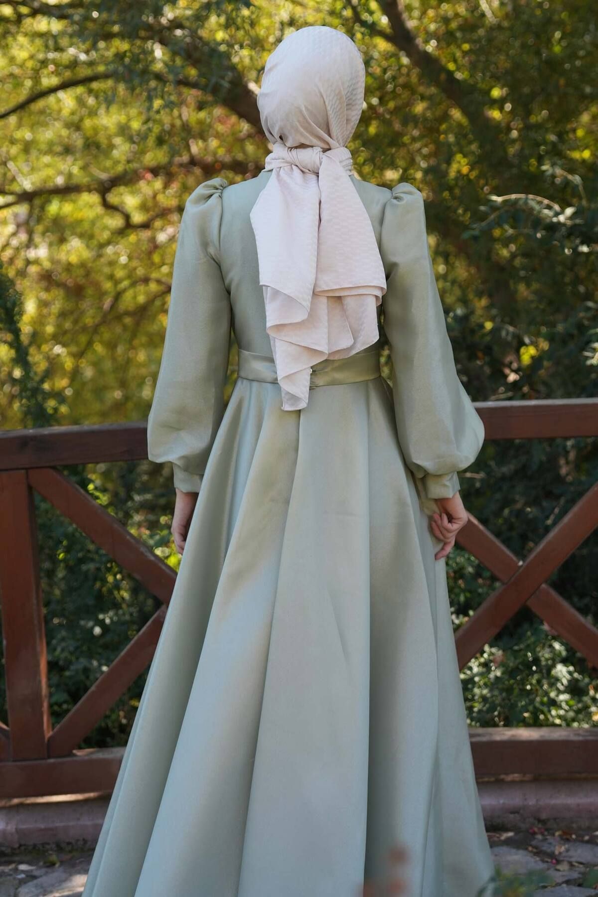 03KIZKULESITEKS-Green Stone Belted Hijab Princess Evening Dress 2