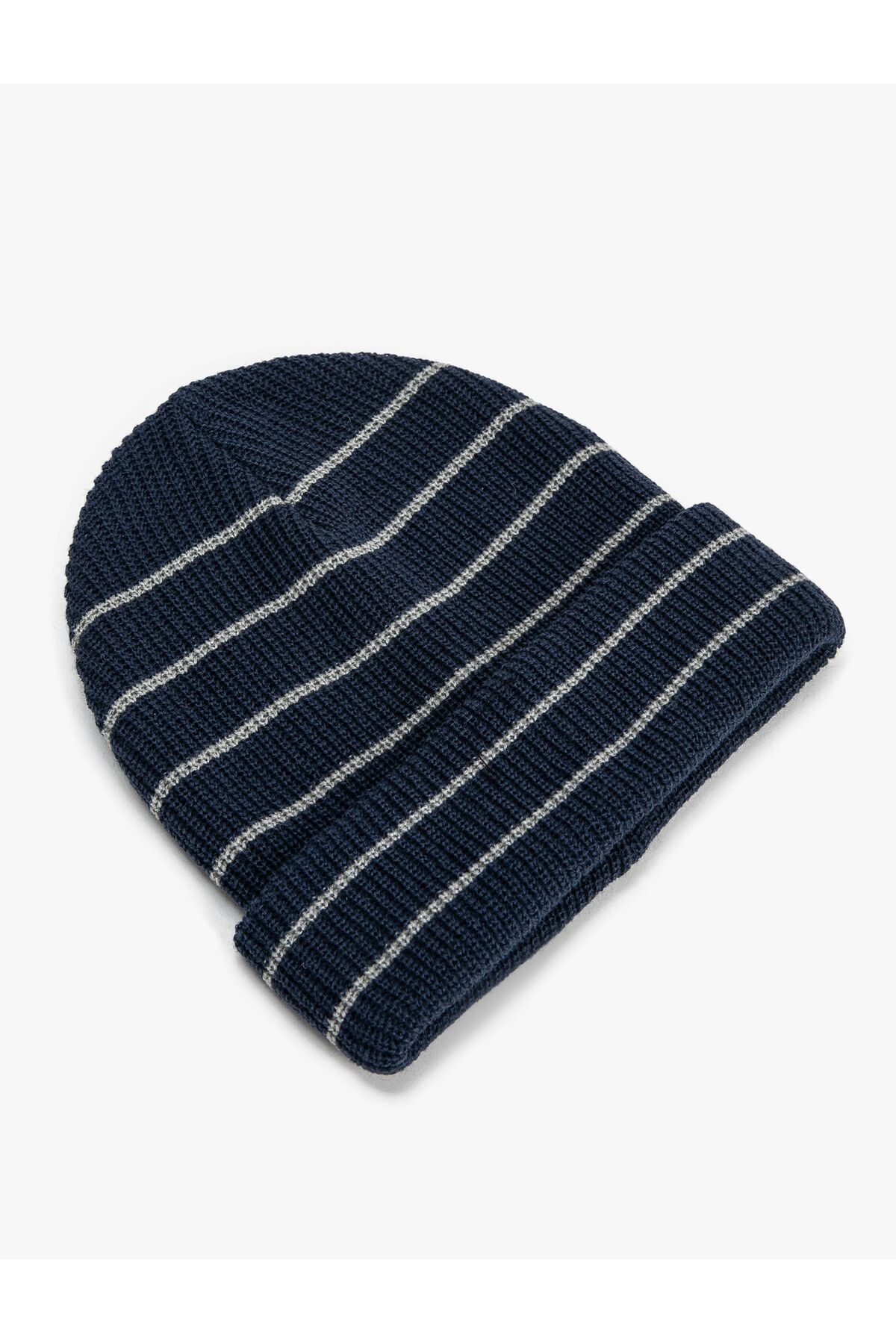 Koton-Knitted Beret with Folded Line Pattern 2