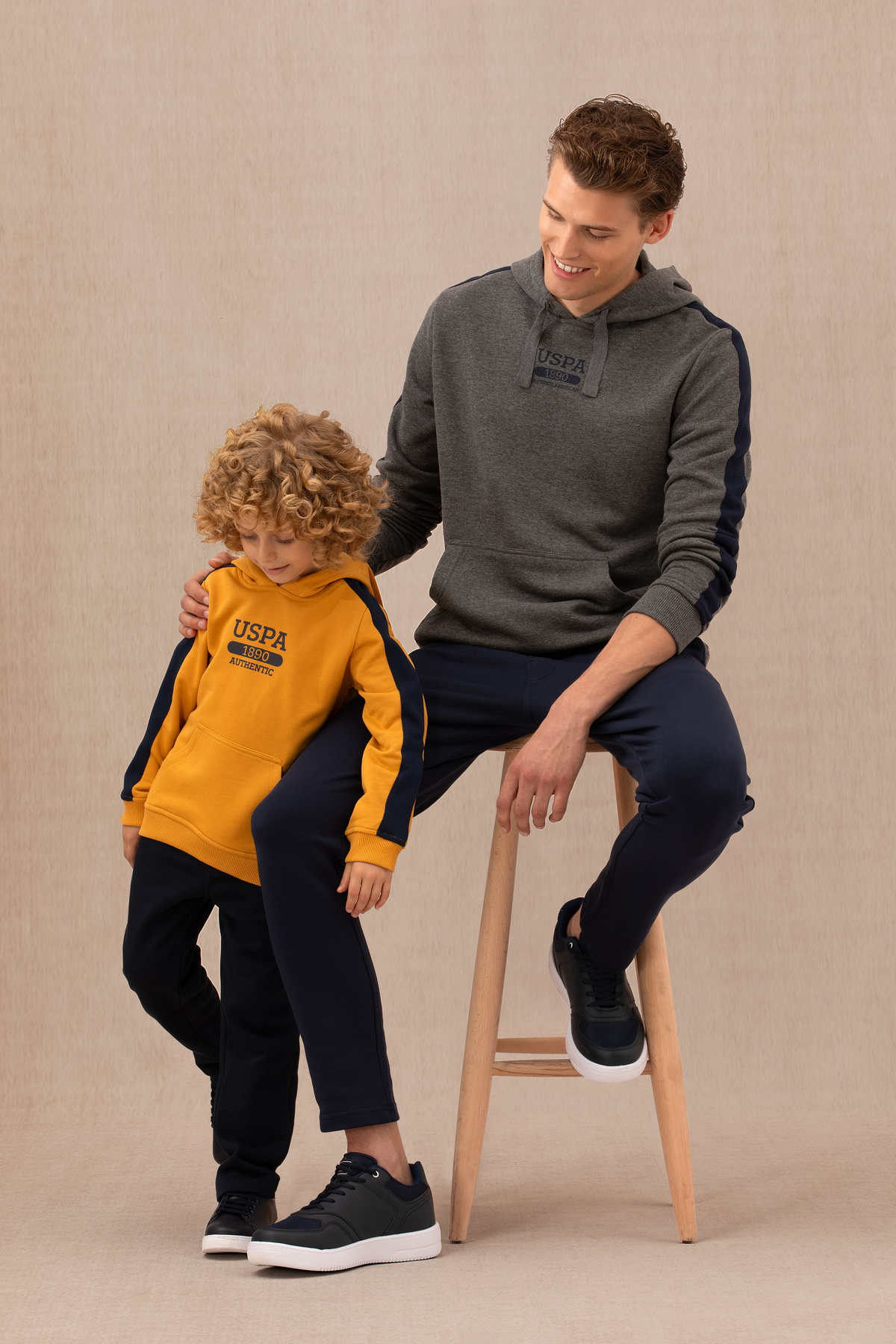 یو اس پولو سویشرت مردانه طرح ملانژ آنتراسیت 50276408-VR081