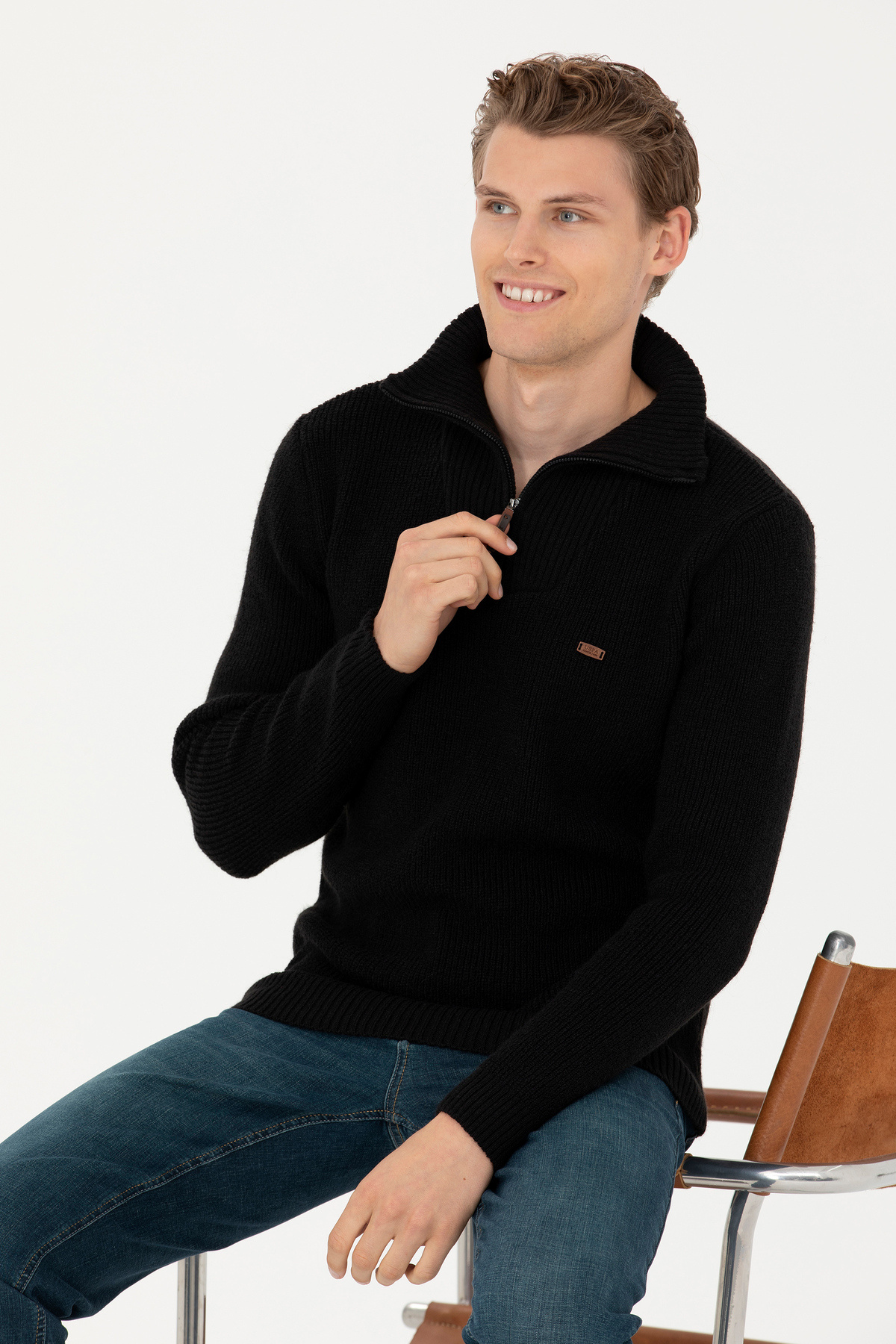 Men's Black Sweater 50277089-VR046