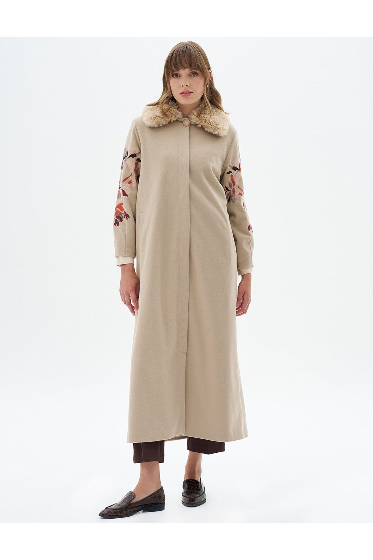 Vivencia-Beige Embroidered Coat - Faux Fur Detail 1