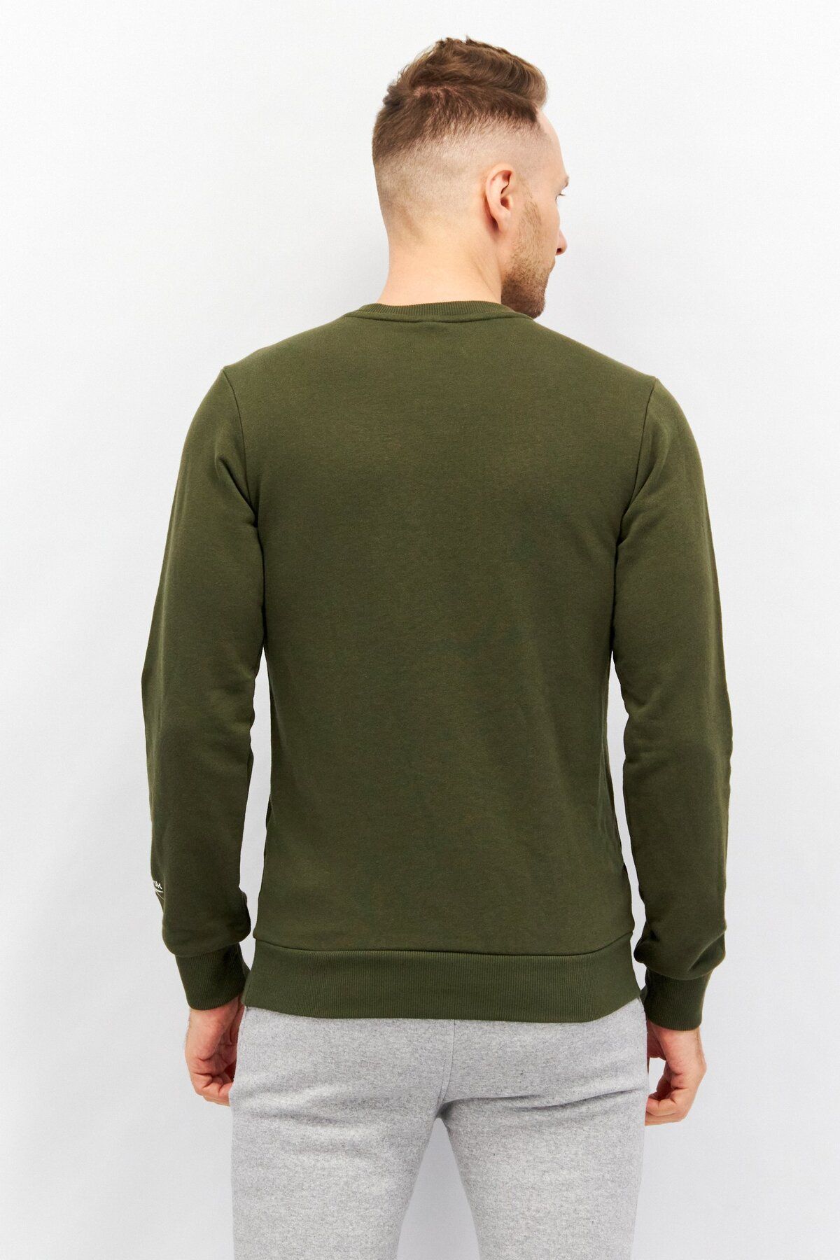 Reebok-Men Sportswear Fit Long Sleeve Outdoor Sweatshirts, Taupe Green 4