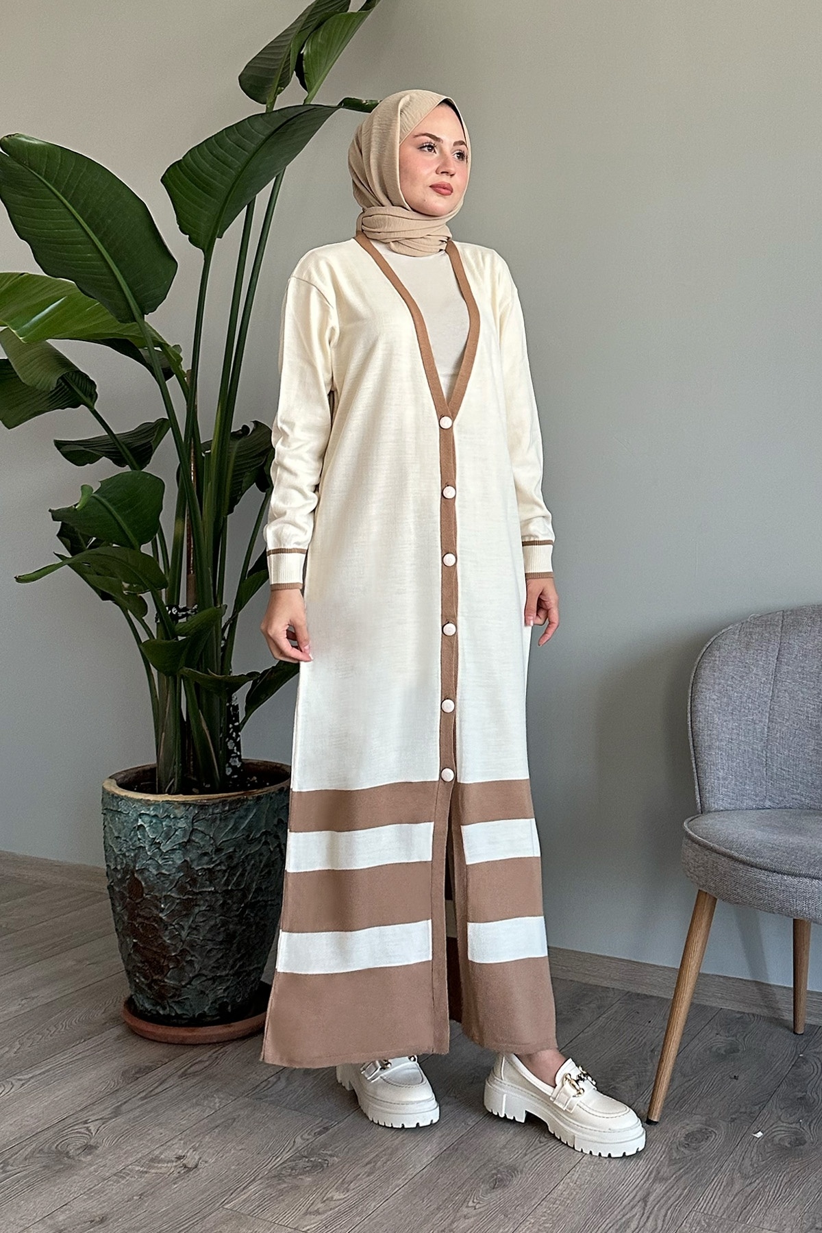 InStyle-سترة تريكو طويلة بتفاصيل مخططة 3