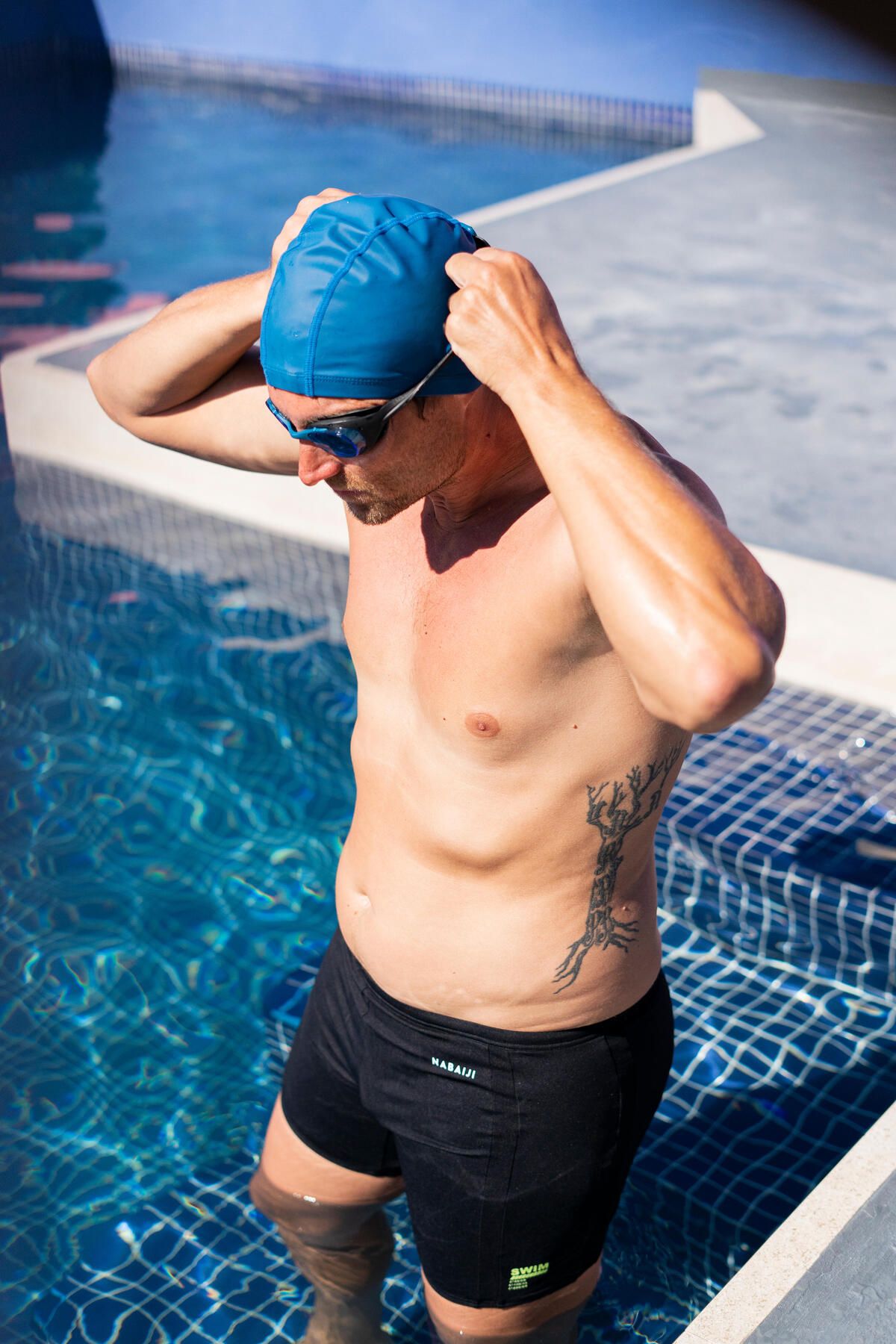 Decathlon-قبعة السباحة Nabaiji - قماش عادي - مقاس M - أزرق 6