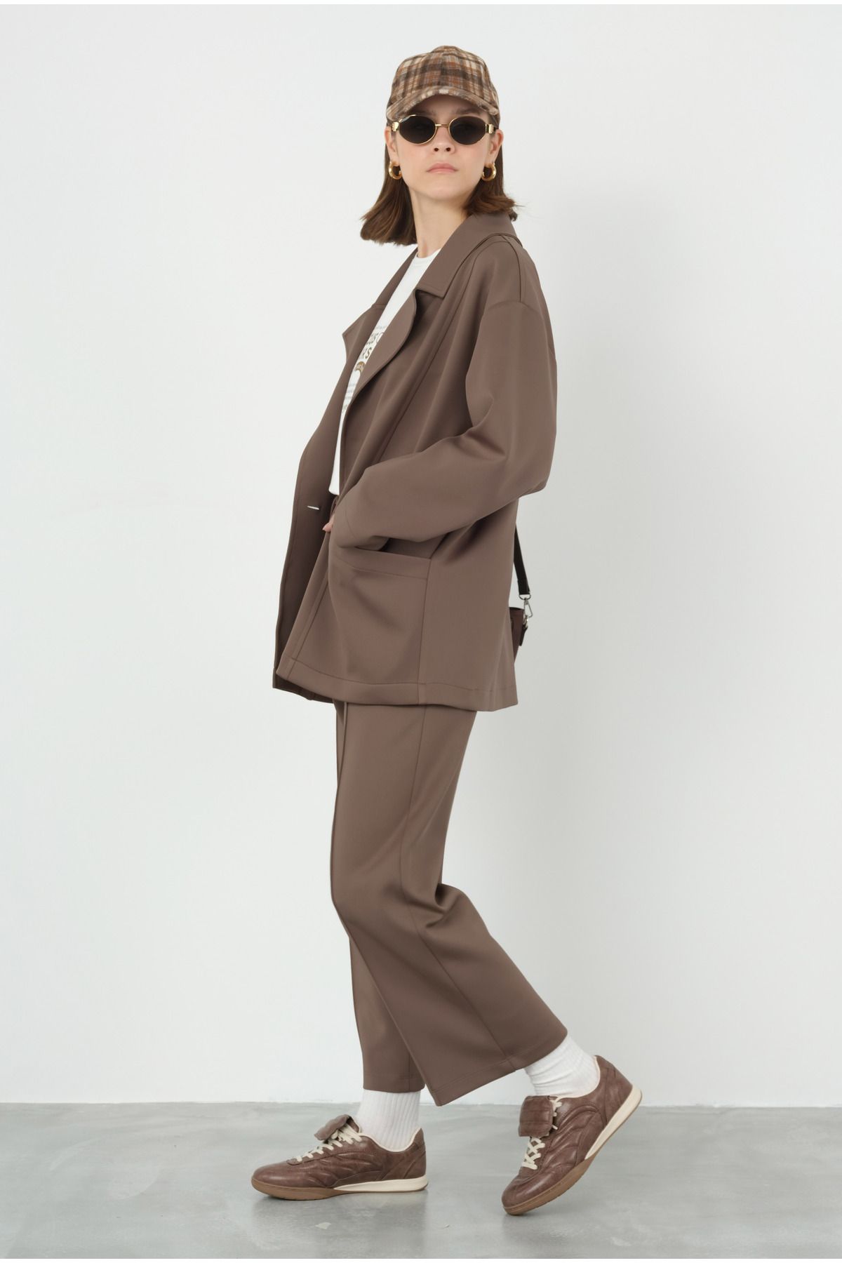 HEQA-Scuba Fabric Hazelnut Shell Patterned Jacket 3