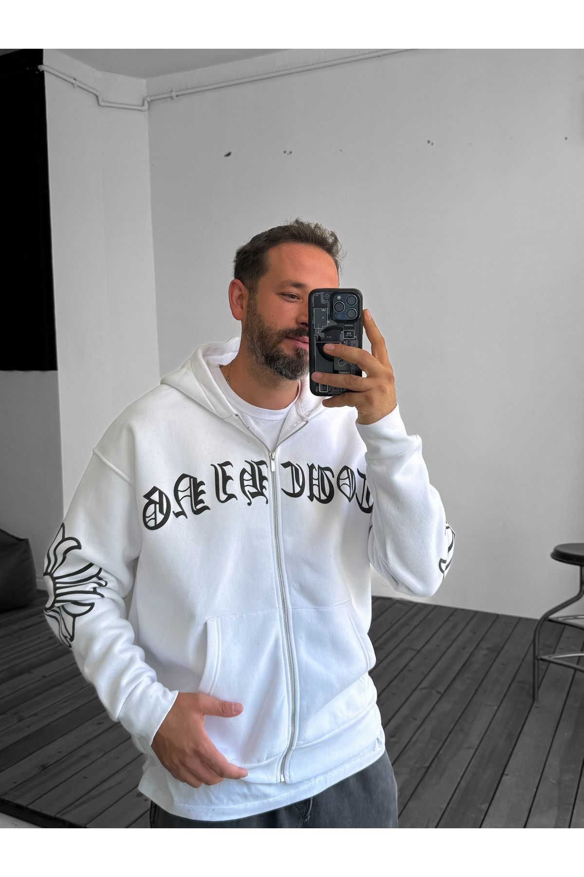 BYBASICMAN-White Text Embossed Zippered Sweat C-725 6