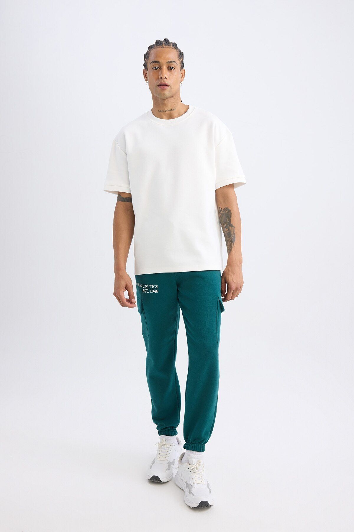 DeFacto-NBA Boston Celtics Jogger-Jogginghose – Kargotasche und elastische Taille 1