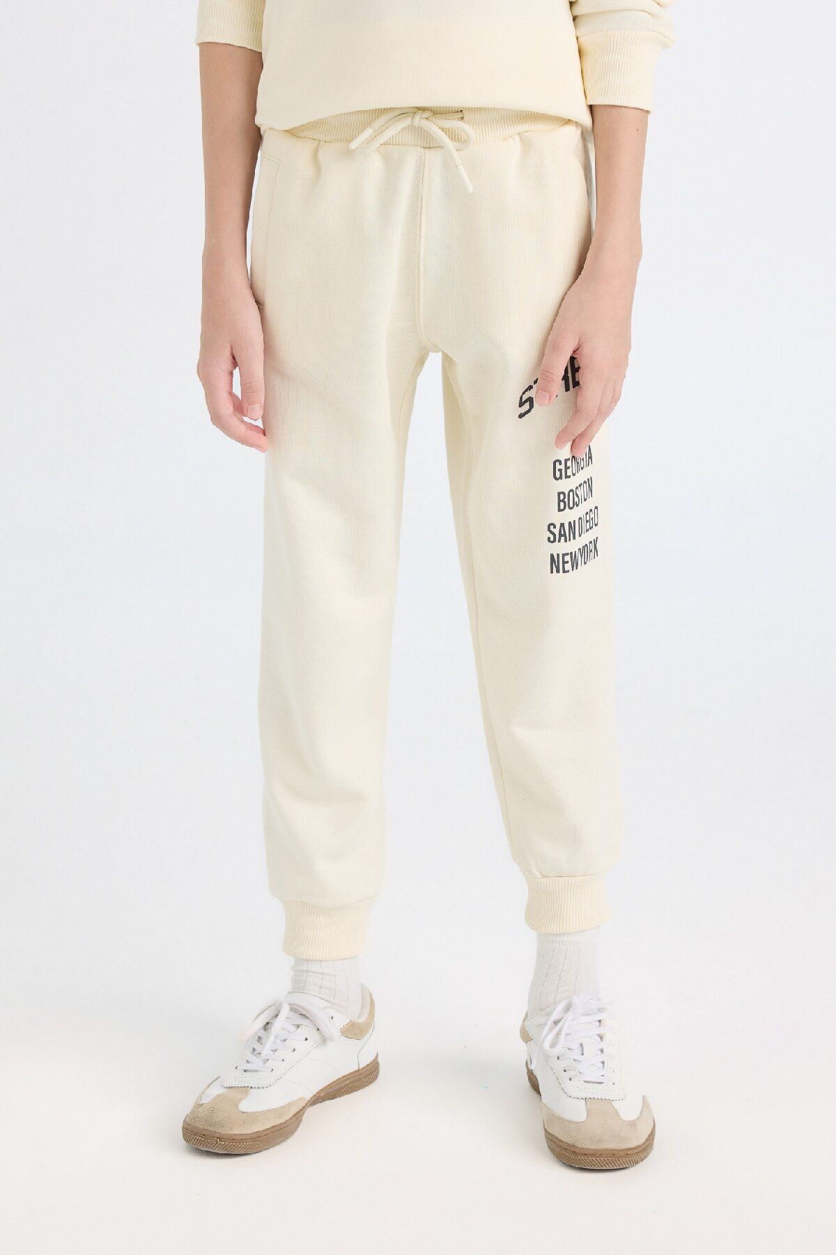 DeFacto-Boy's Elastic Waist Printed Sweatpants D2141A824Au 4