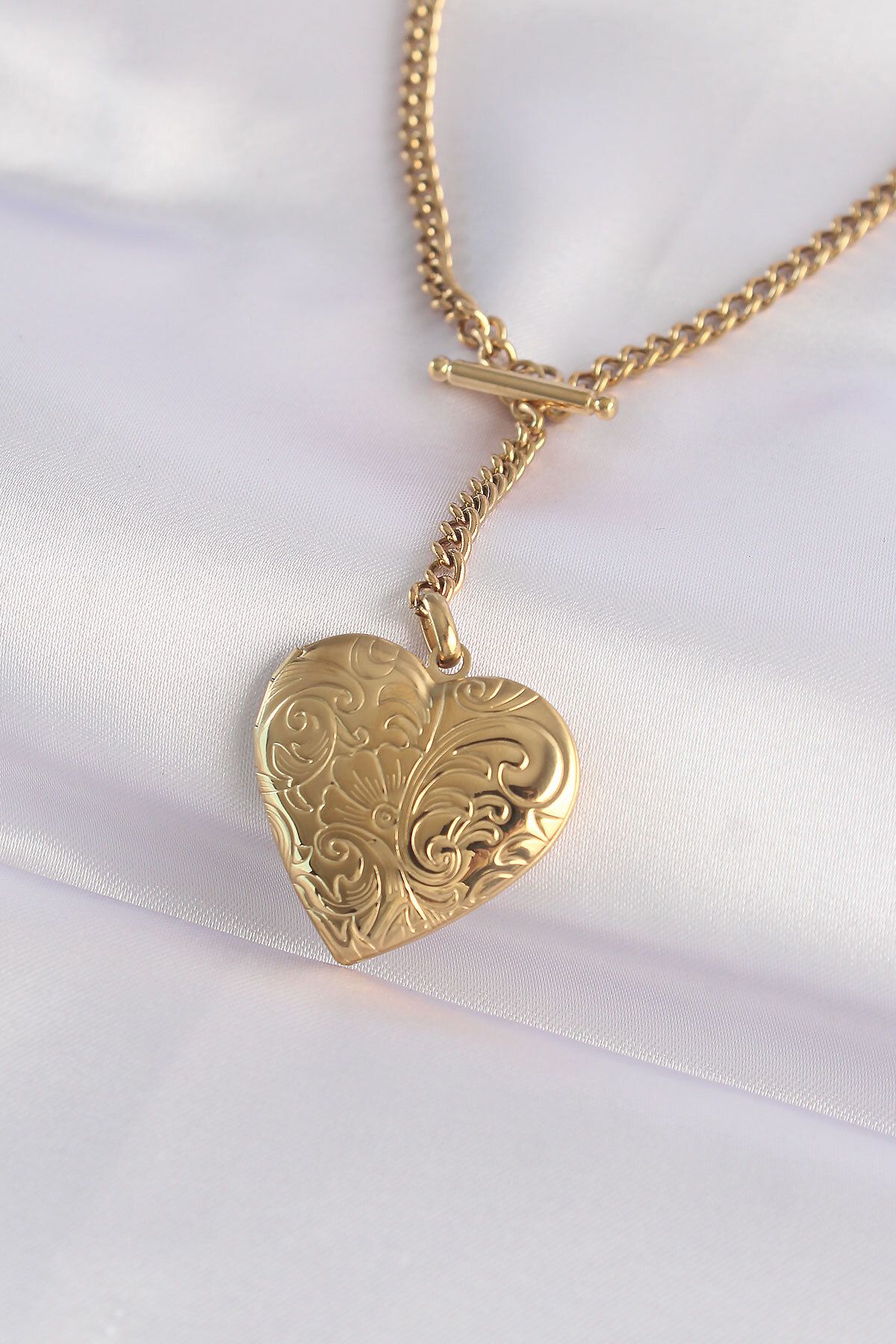 robotrend-316L Steel Special Series Chain Gold Color Opened Flower Pattern Heart Necklace 2