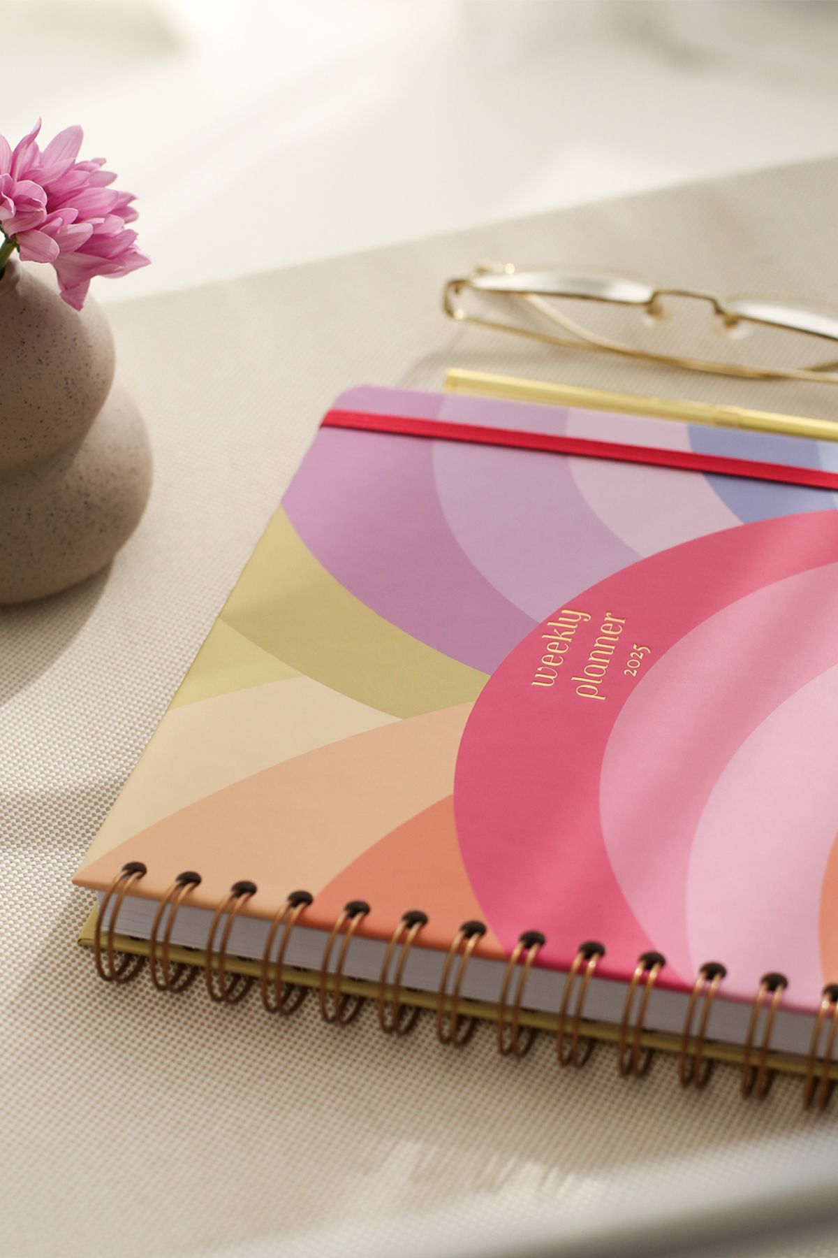 Matt Notebook-2025 Year Weekly Square Agenda - 12 Month Rainbow 2
