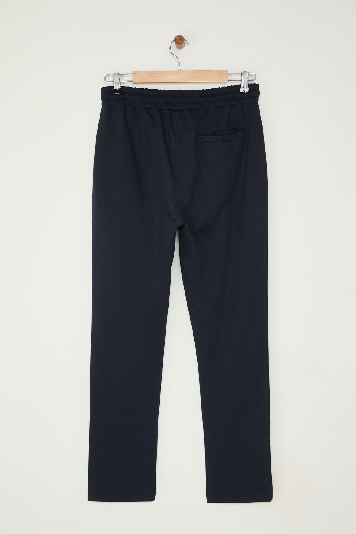 Trendyol Collection-Pantaloni de jogger cu textura albastru bleumarin deschis - Talie cu șireturi TMNSS24PL00027 10