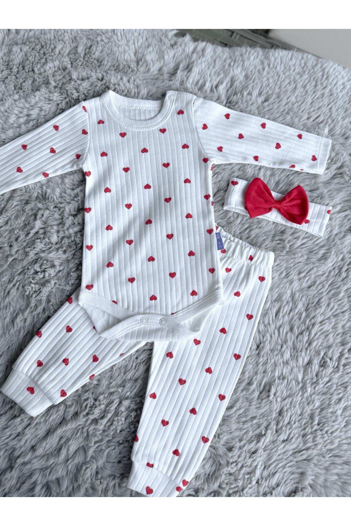 Zuff Baby KIZ BEBEK KALP BASKILI BANDANALI 3'LÜ BODY TAKIM fotoğrafı 6 (önizleme)