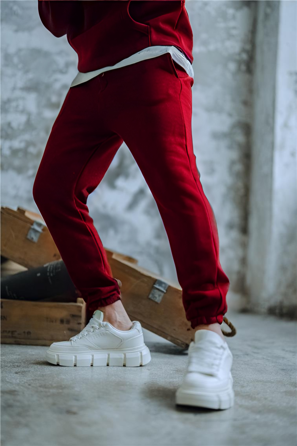 Erkek Kapşonlu Oversize 3 İplik Şardonlu Lastikli Paça Eşofman Takımı — زرشکی YLETK0035 — تصویر 5 از 5